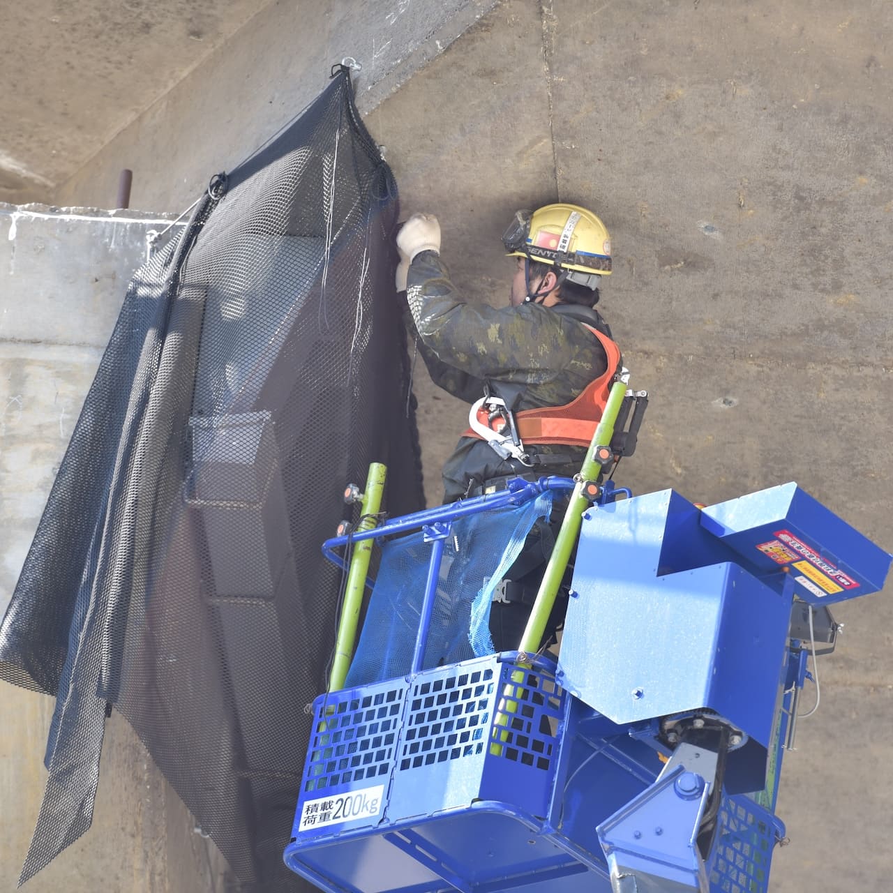 各種対策のネット設置工事